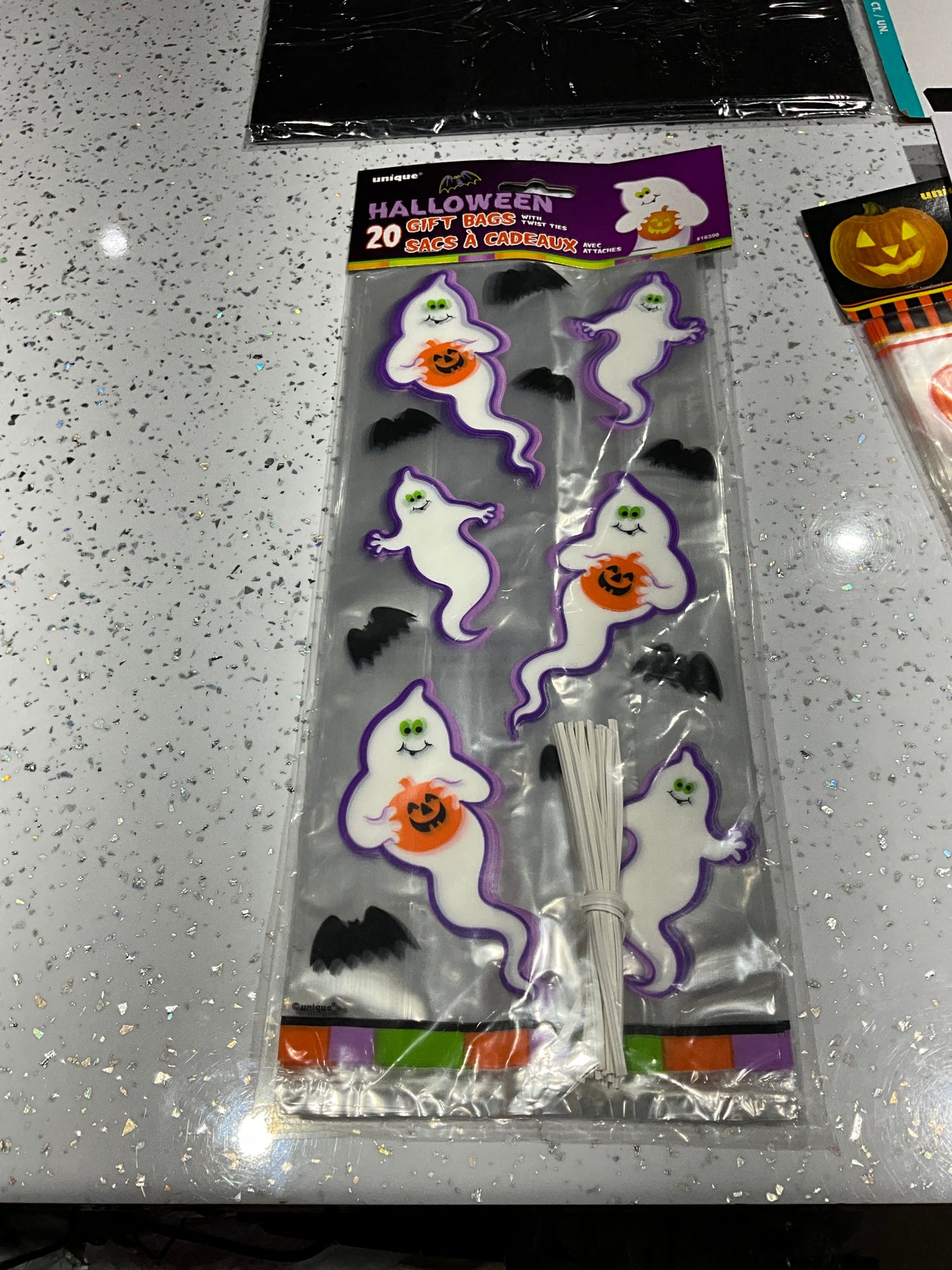 HALLOWEEN GIFT BAGS 20