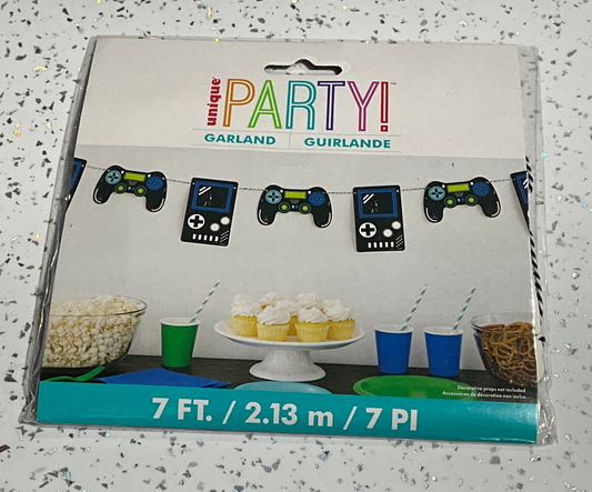 GAMER BIRTHDAY GARLAND